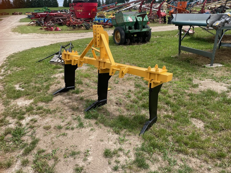 Tillage - Plows  Taylorway 3 Shank Ripper | 3 Point Hitch Photo