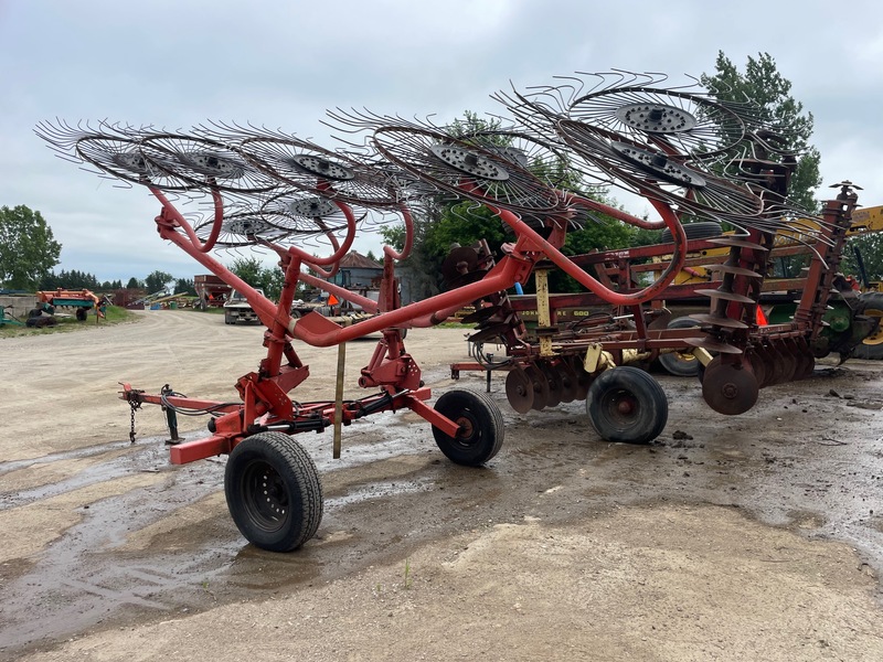 Hay/Forage/Livestock  Befco 10 Wheel Hydraulic Fold Rake Photo