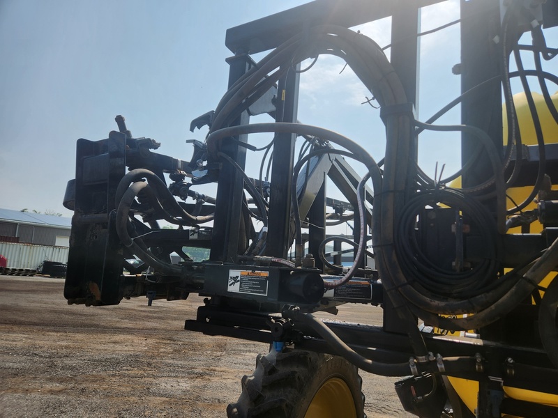 Sprayers  Demco 1250 Pulltype Sprayer  Photo