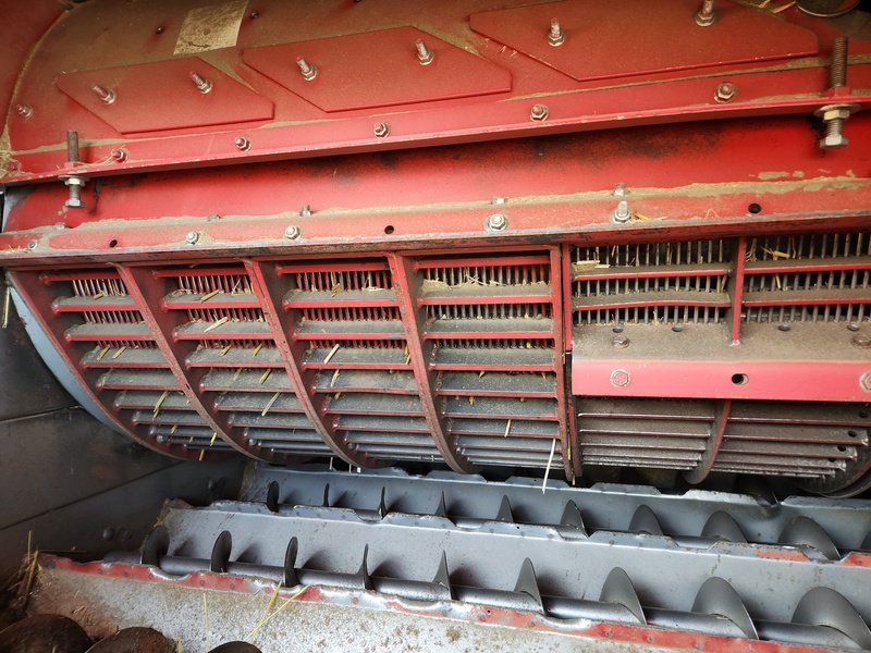 Combines & Harvesting Equipment  Case IH 2388 Combine   Photo