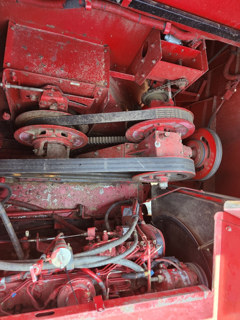 Combines & Harvesting Equipment  Case IH 2388 Combine   Photo