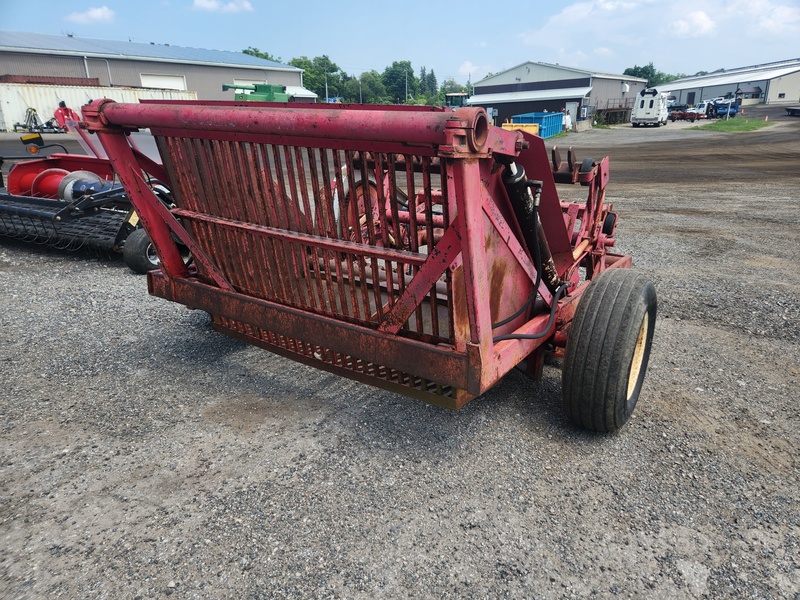 Rock Pickers and Rock Rakes  Rock-o-matic 546 Rock Picker  Photo