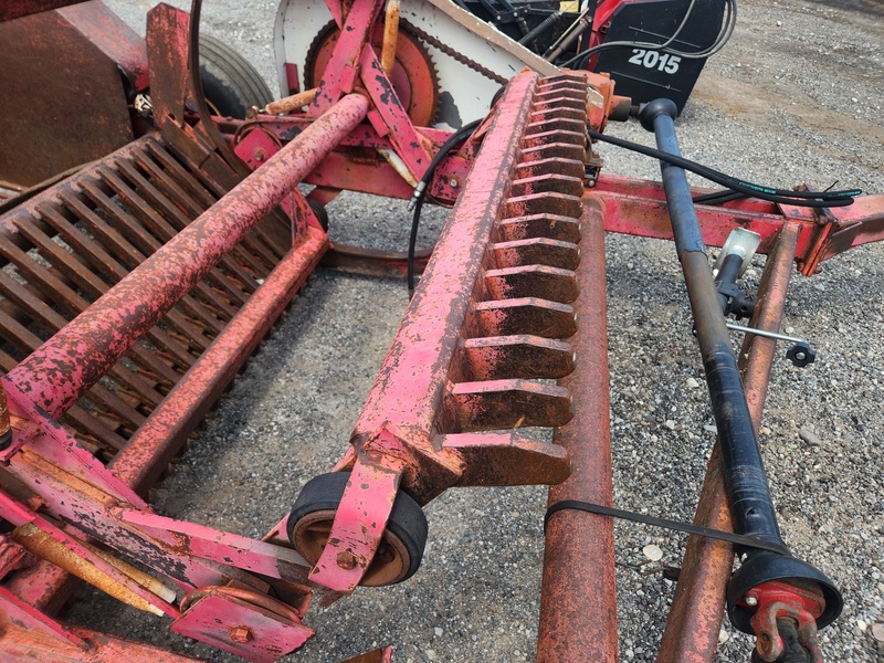 Rock Pickers and Rock Rakes  Rock-o-matic 546 Rock Picker  Photo