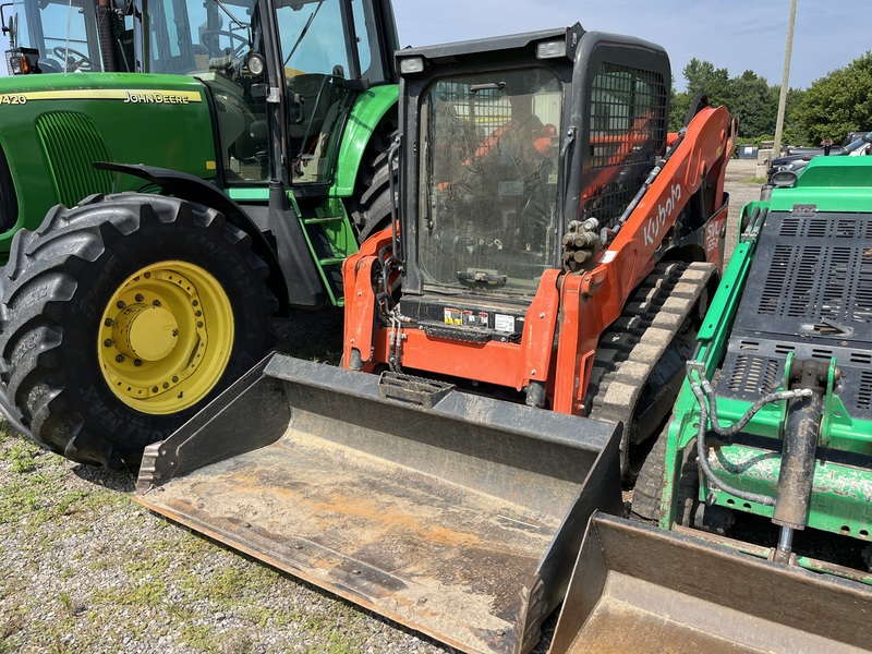 Kubota SVL65-2  Track Loader - low hours