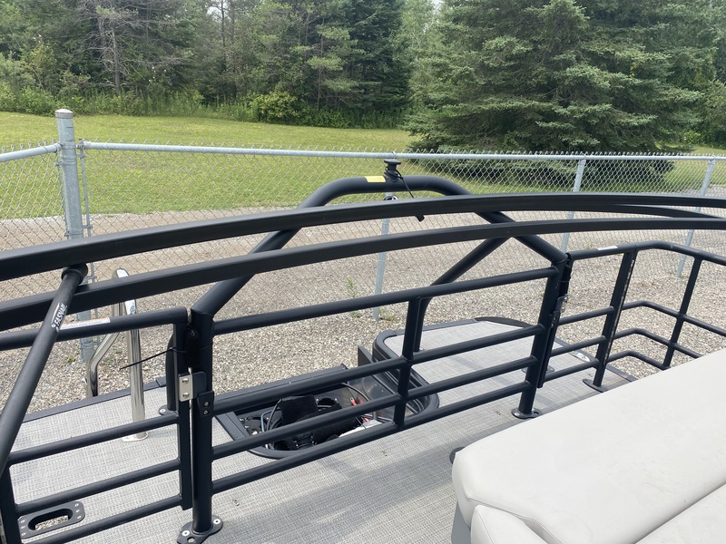 Boats  2024 Sylvan L1 DLZ tritoon boat Photo