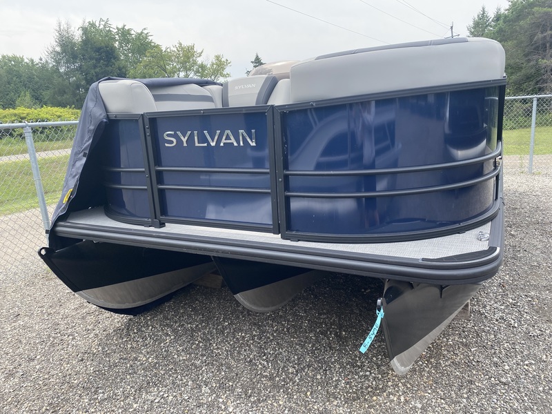 Boats  2024 Sylvan L1 DLZ tritoon boat Photo