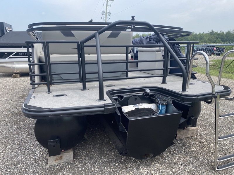 Boats  2024 Sylvan L1 DLZ tritoon boat Photo