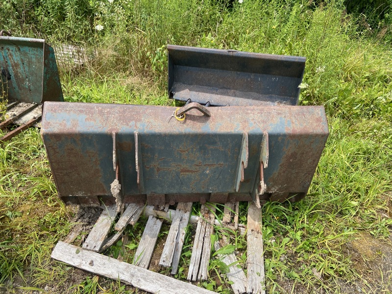 Manure Equipment  Manure Fork - 4.5FT Photo