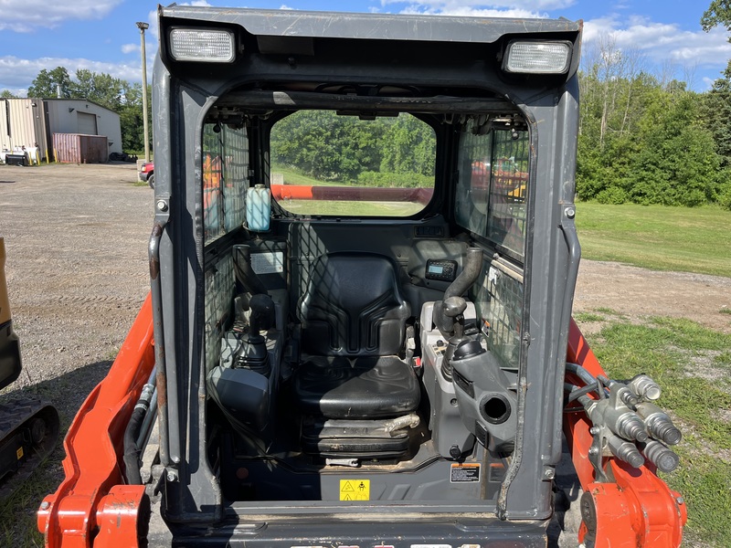 Kubota SVL65-2  Track Loader - low hours