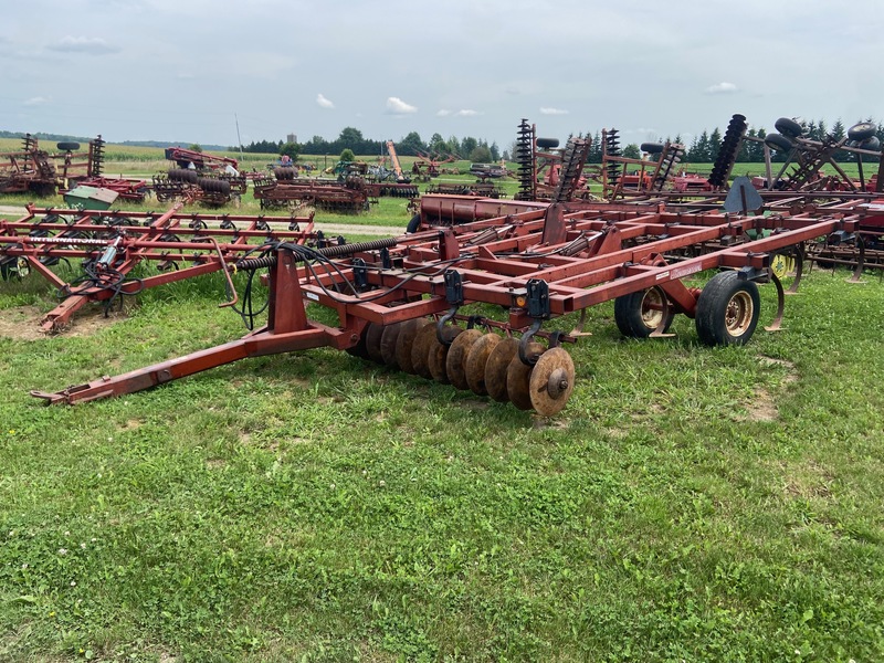 Kewnaee 390 14ft Soil Finisher with Harrows