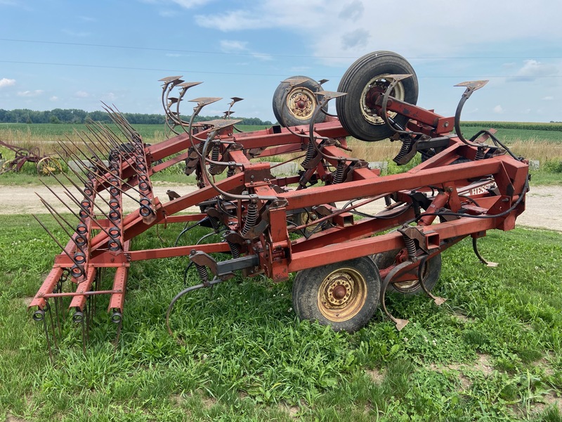 Tillage - Cultivators  Hesston 2240 Cultivator with Harrows - 22ft Photo
