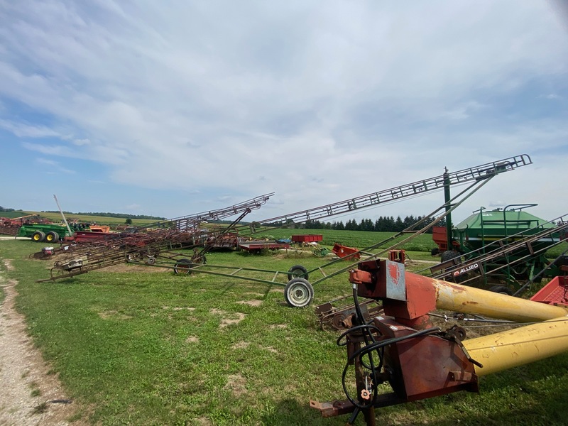 Hay/Forage/Livestock  Electric Square Bale Elevator - 40ft Photo