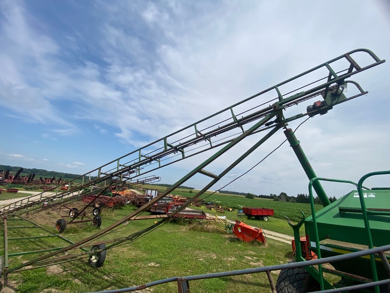 Hay/Forage/Livestock  Electric Square Bale Elevator - 40ft Photo