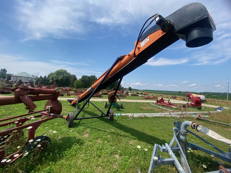 Augers/Conveyers  Batco 1535 Hydraulic Belt Conveyor Photo