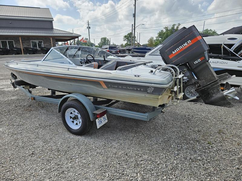 Princecraft Boats  1984 Checkmate Ski-Boat with 150HP Mariner Photo
