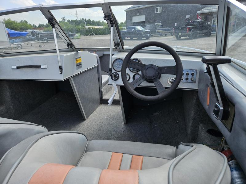 Princecraft Boats  1984 Checkmate Ski-Boat with 150HP Mariner Photo