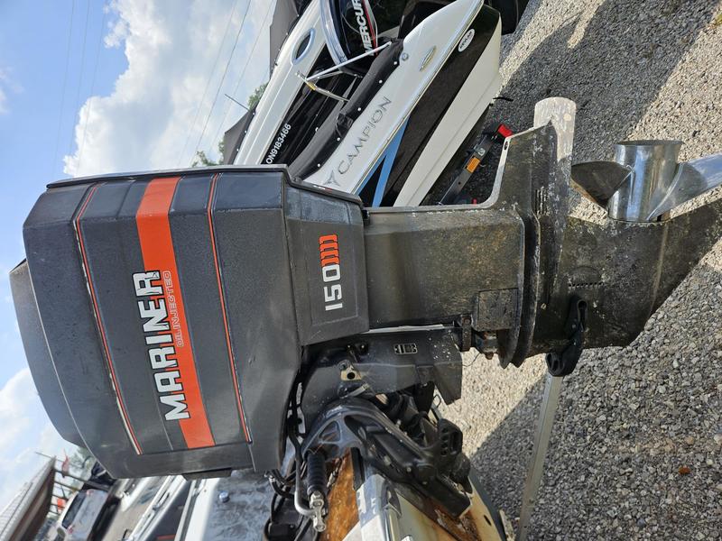 Princecraft Boats  1984 Checkmate Ski-Boat with 150HP Mariner Photo