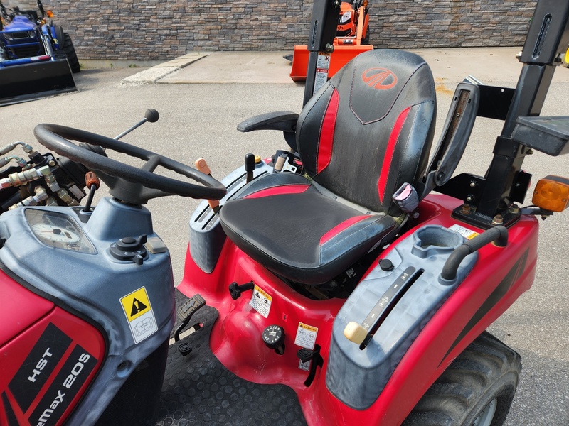 Tractors - Compact  Mahindra Emax 20S Tractor  Photo