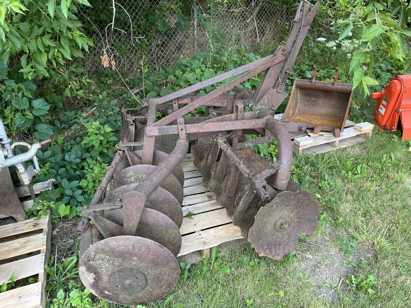 3 point hitch attachments- plows/ disc, 