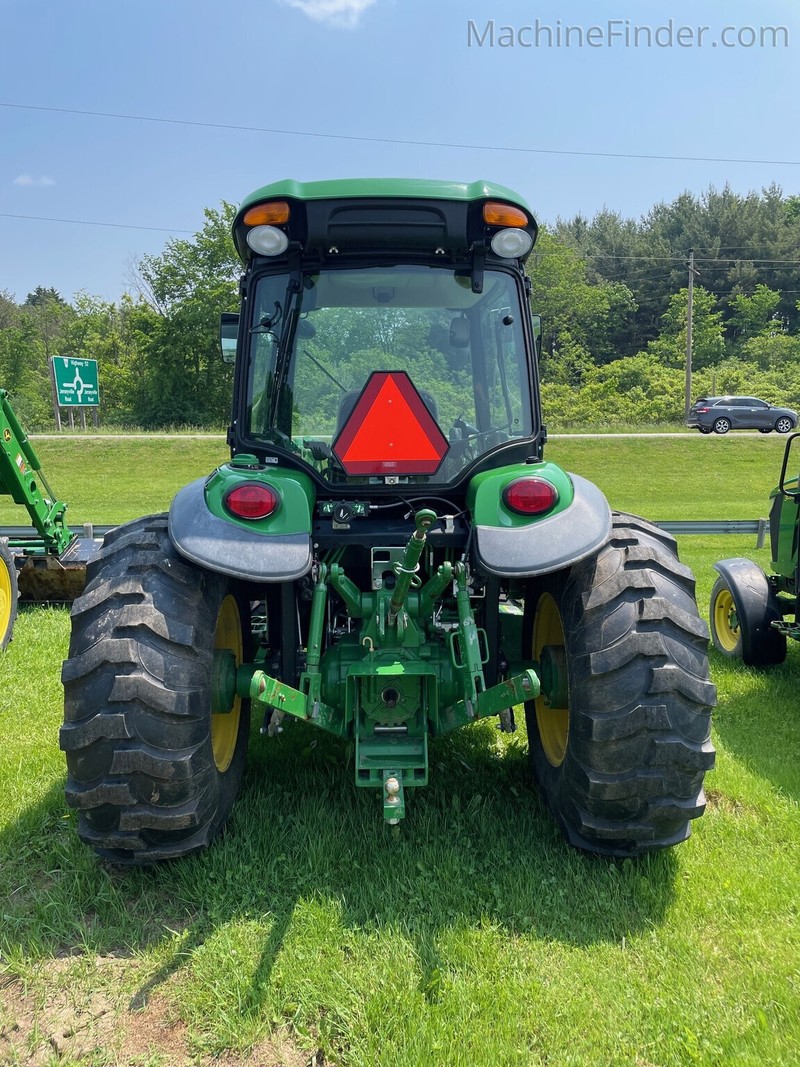 Tractors  2022 John Deere 4066R Tractor Photo