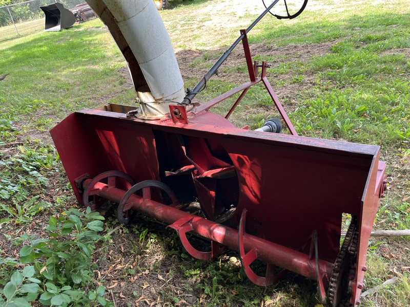 6’ Snowblower for tractor 3 point hitch 