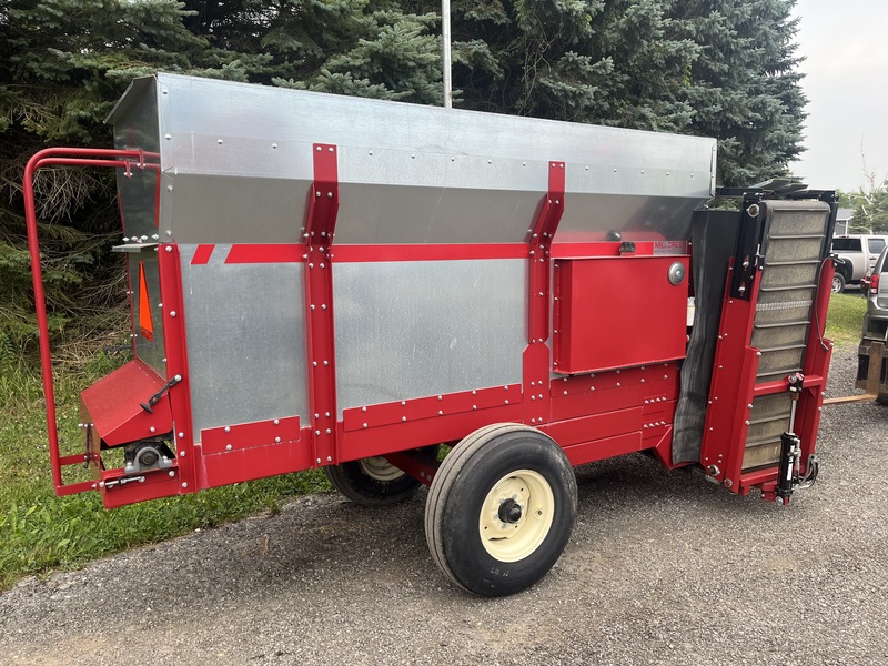 Mill Creek 506 Row Mulcher with Swivel