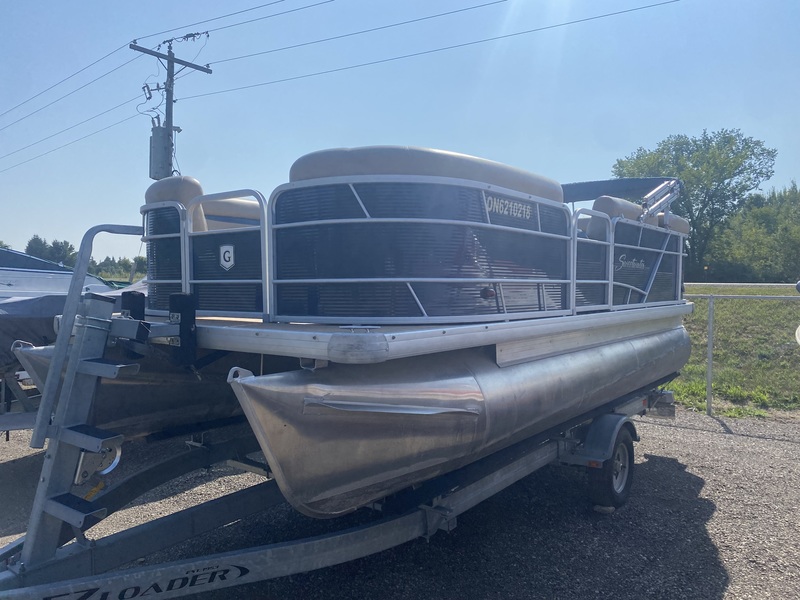 2017 Godfrey Sweetwater Pontoon 