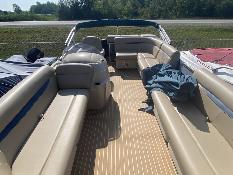 Boats  2017 Godfrey Sweetwater Pontoon  Photo