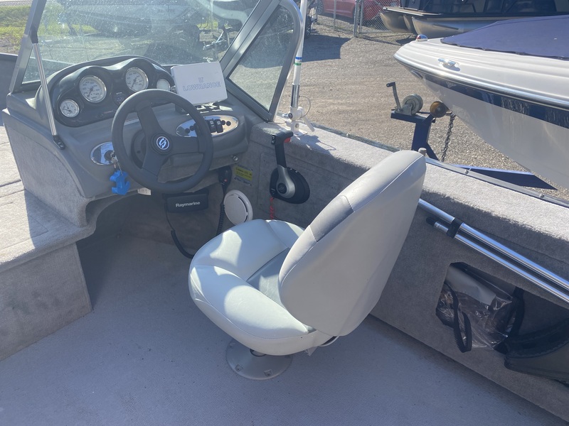 Boats  2011 SmokerCraft Pro Angler 172 Photo