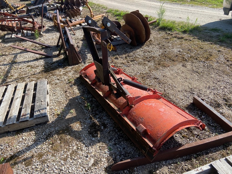 Attachments  Front Mount Blade - 6.5ft Photo