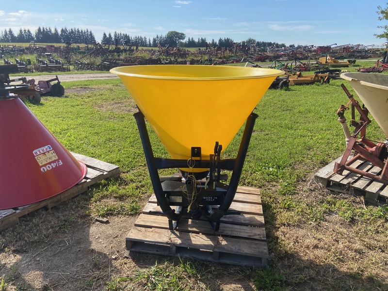 Faza Fertilizer Spreader - 3PT