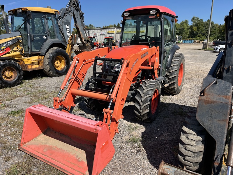 Kubota M7040 Loader Tractor for sale 