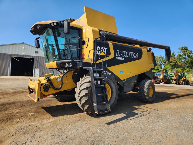 Caterpillar Lexion 560R Combine 