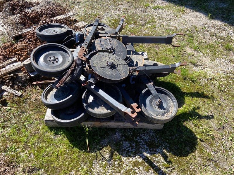 Parts and Tires  Case IH Row Units With Packing Wheels Photo