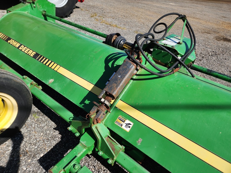 Mowers  John Deere 115 Flail Mower  Photo
