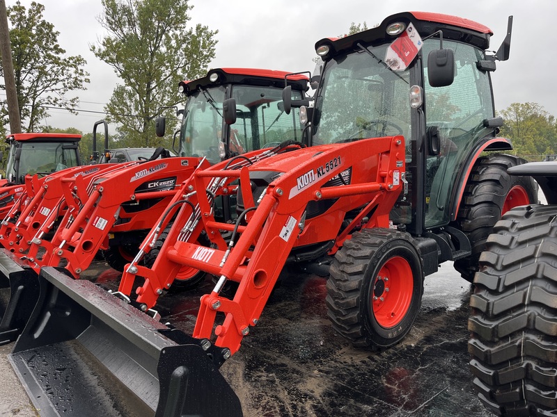 Kioti DK5320 Cab Loader Tractor 
