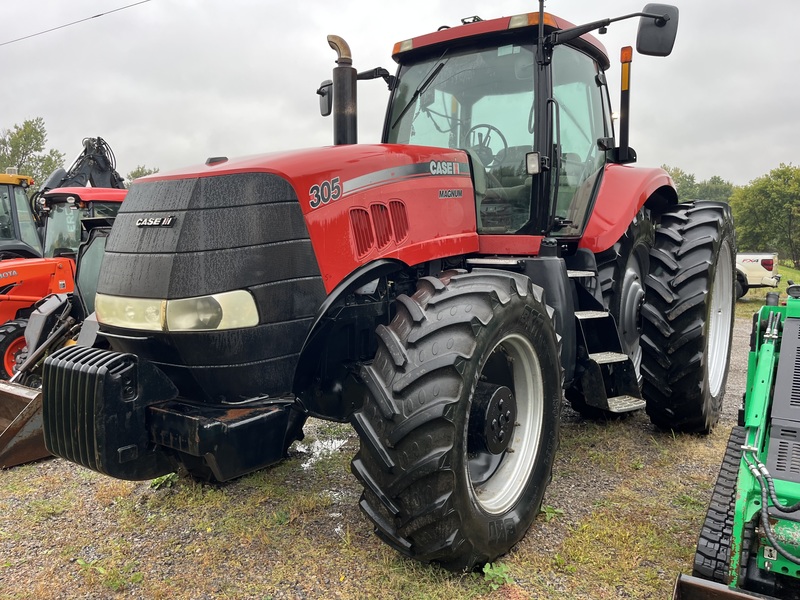 Case Magnum 305 Tractor for sale 