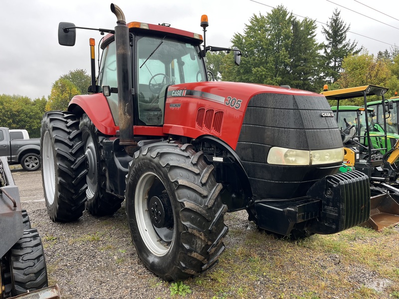 Case Magnum 305 Tractor for sale 
