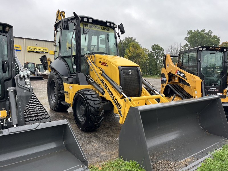 New Holland B95D Tractor Loader Backhoe 