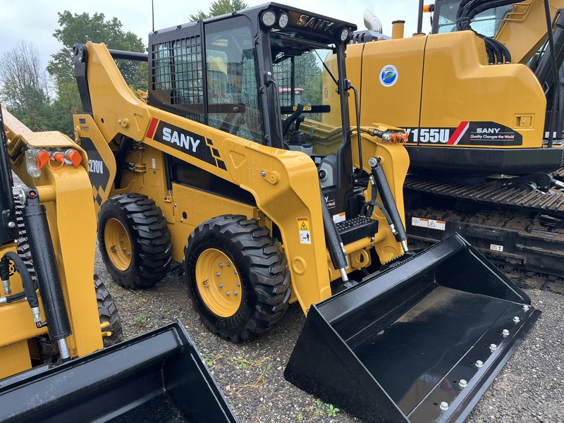Sany SS270V Skid Steer Loader 