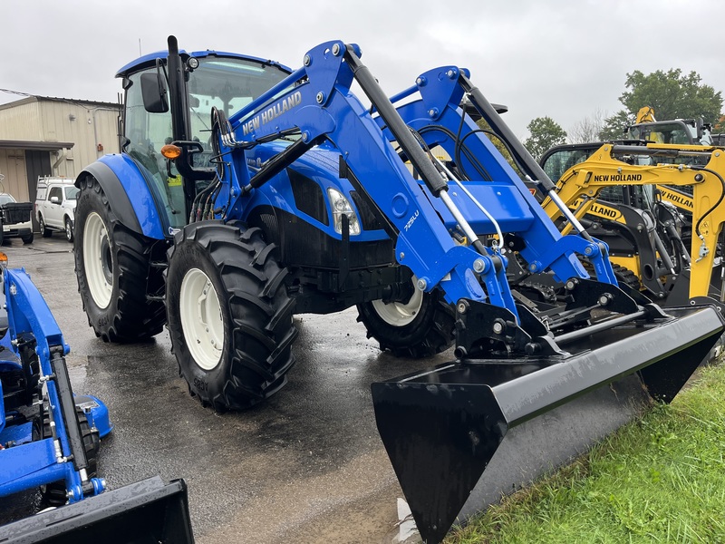 New Holland T5.120 Tractor Loader 