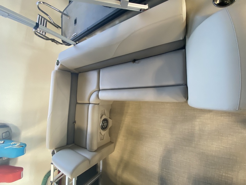 Boats  2023 LEGEND Q-SERIES LE 19 CRUISE - HULL ONLY! Photo