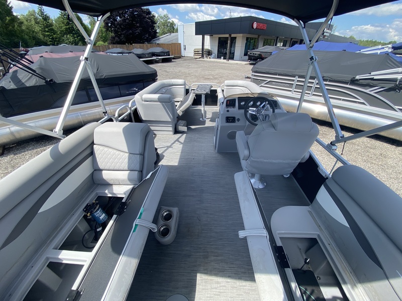 Boats  2023 Bennington 20 SVSR - Hull Only Photo
