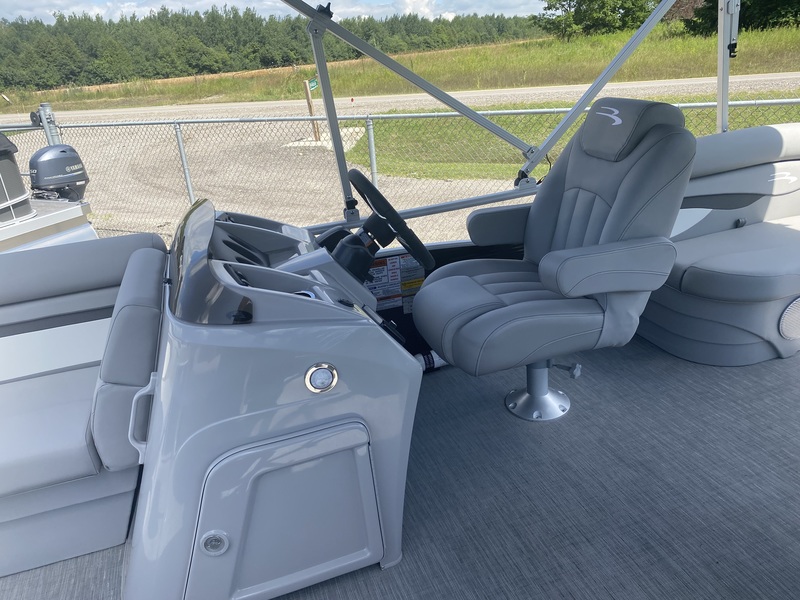 Boats  2023 Bennington 20 SVSR - Hull Only Photo