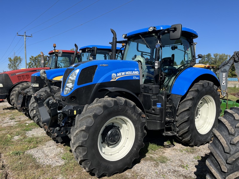 New Holland T7.200 CVT Tractor for sale 
