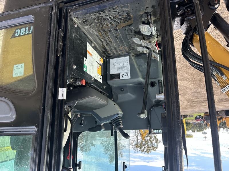 Sany Sy18C Mini Excavator with cab for sale 