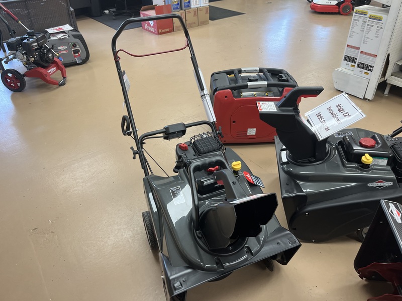 Briggs 2 stage Snowblowers for sale 