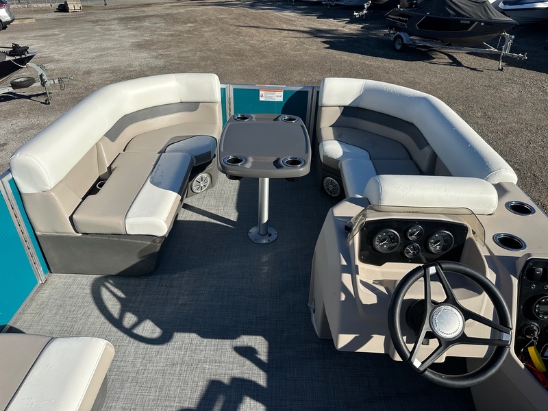 Princecraft Boats  2024 Princecraft Vectra 19L DEMO Pontoon Boat Photo