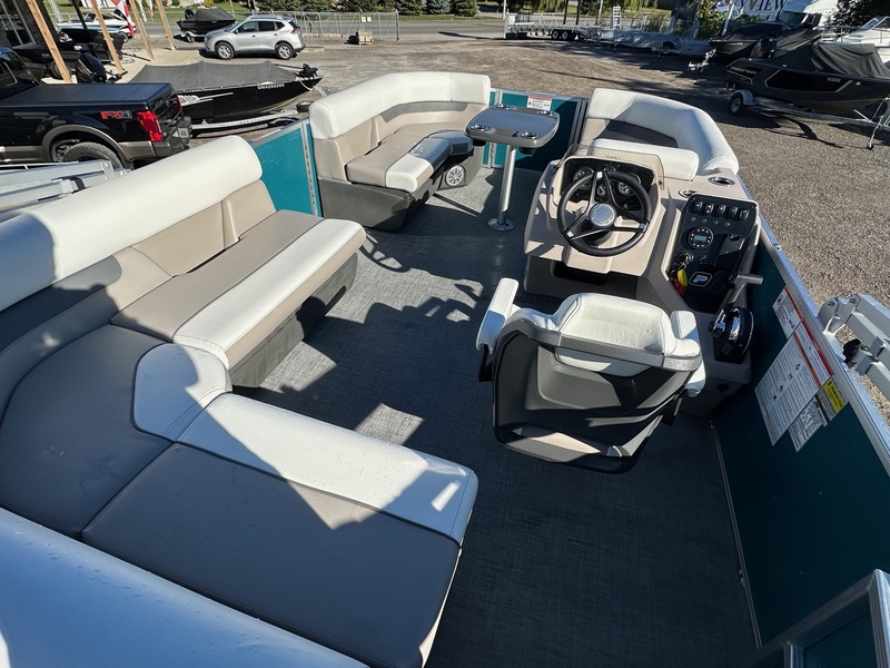 Princecraft Boats  2024 Princecraft Vectra 19L DEMO Pontoon Boat Photo