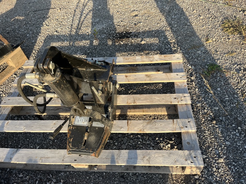 Kubota BX2200 front hitch for blade/sweeper